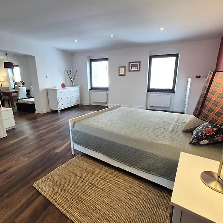 Zoe - Old Town Bratislava