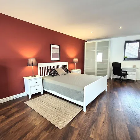 Zoe - Old Town Apartment