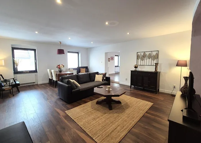 Zoe - Old Town * Братислава