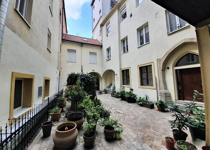 Zoe - Old Town Apartament Bratislava